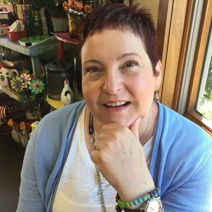 Meet your Posher, Kelly